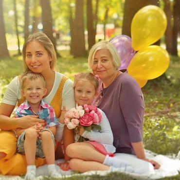 Альбом: Семейная фотосъемка, 27 фотографий