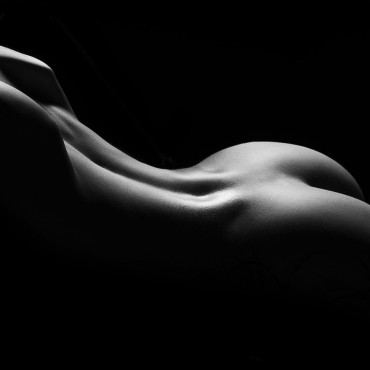 Альбом: Фотосъемка ню, 50 фотографий