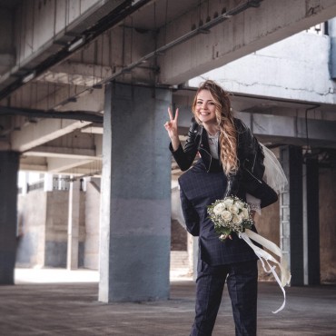 Альбом: Свадебная фотосъемка, 33 фотографии