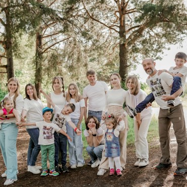 Альбом: Семейная фотосъемка, 12 фотографий
